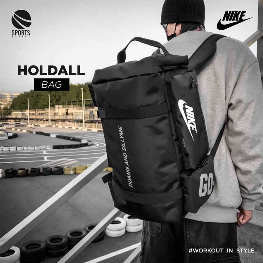 Nike GO 3212 Black Holdall Bag